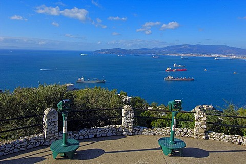 Gibraltar town with bay of Algeciras, Spain, at back, Gibraltar, British overseas territory, Iberian Peninsula, Europe