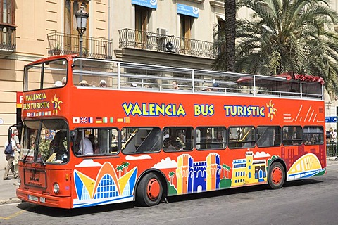 Tourist bus at the Plaza Reina, Valencia, Comunidad Valencia, Spain, Europe