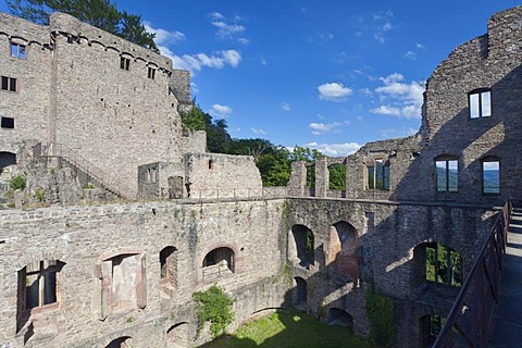 Burgruine Hohenbaden castle ruins, Baden Baden, Baden-Wuerttemberg, Germany, Europe