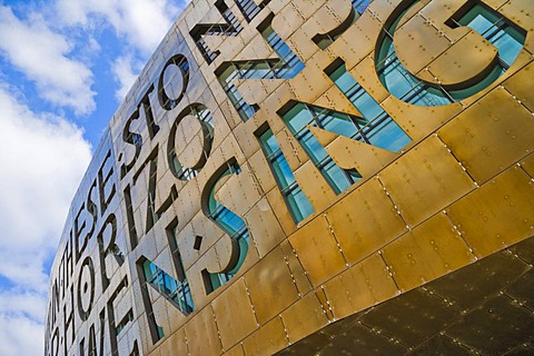 Wales Millennium Centre or Canolfan Mileniwm Cymru, home of Welsh National Opera, WNO, Cardiff Bay, Cardiff, Caerdydd, Wales, United Kingdom, Europe