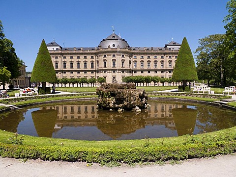 Wuerzburg Residence, Baroque palace, Court Garden, Wuerzburg, Bavaria, Germany, Europe