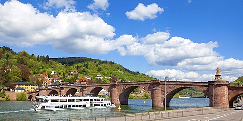 Old Bridge or Karl-Theodor Bridge crossing the Neckar River, Heidelberg, Rhine-Neckar Metropolitan Region, Baden-Wuerttemberg, Germany, Europe