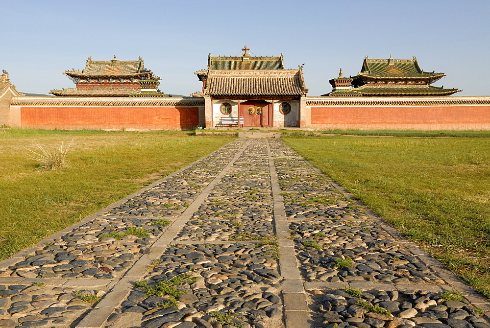 Temple in the inner complex of Erdene Zuu Khiid Monastery, Karakorum, Kharkhorin, Oevoerkhangai Aimak, Mongolia, Asia