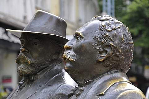 Two heads, sculpture, Slaveikov Square, Sofia, Bulgaria, Europe