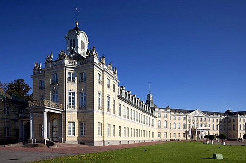 Schloss Karlsruhe castle, Karlsruhe, Baden-Wuerttemberg, Germany, Europe