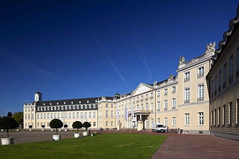 Schloss Karlsruhe castle, Karlsruhe, Baden-Wuerttemberg, Germany, Europe