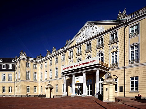 Schloss Karlsruhe castle, Karlsruhe, Baden-Wuerttemberg, Germany, Europe