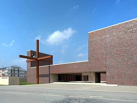 Pfarrzentrum St. Nikolaus parish center, front, modern religious architecture, architect Prof. Andreas Meck, Neuried, Munich, Bavaria, Germany, Europe