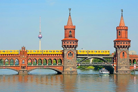 Subway on the Oberbaumbruecke bridge crossing the Spree River, Fernsehturm, Television Tower, Berlin, Germany, Europe