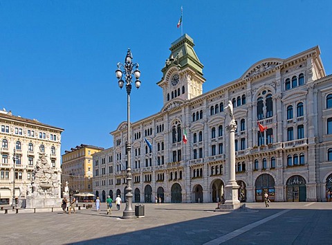 Piazza dell Unita d'Italia, Triest, Italy, Europe