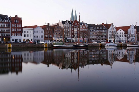 Obertrave Promenade in the historic town center early in the morning, Luebeck, Schleswig-Holstein, Germany, Europe