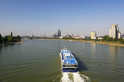 Rhine River, looking towards the Messeturm, trade fair tower, Hohenzollernbruecke Bridge, Cologne Cathedral, Cologne, North Rhine-Westphalia, Germany, Europe