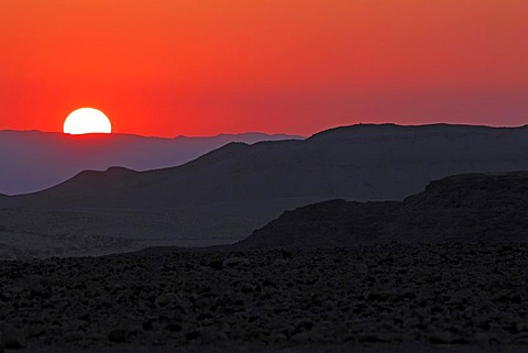 Sunset over the desert, landscape in the Dana Biosphere Reserve near Feynan, Hashemite Kingdom of Jordan, Middle East