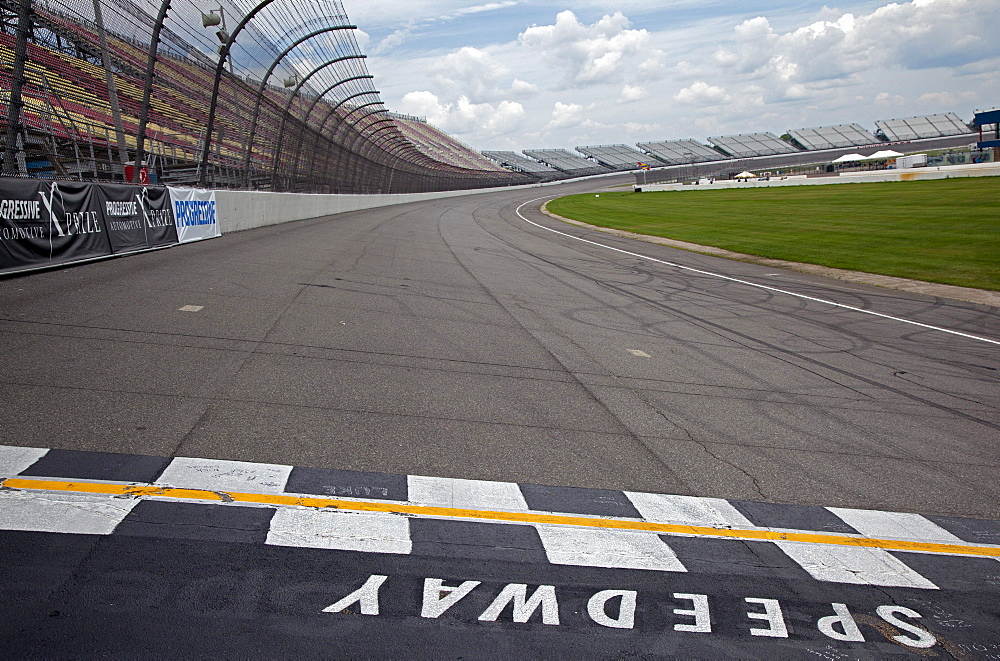 The start - finish line at Michigan International Speedway which features a two-mile race track and seats nearly 120, 000 fans for NASCAR races, Brooklyn, Michigan, USA, America