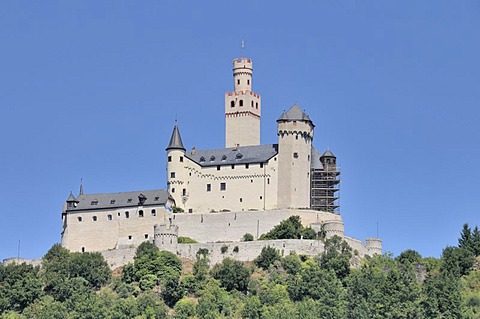 Romantic castle Marksburg zu Braubach, office of the German castle association "Deutsche Burgenvereinigung", DBV, Upper Middle Rhine Valley UNESCO World Heritage, Rhineland-Palatinate, Germany, Europe