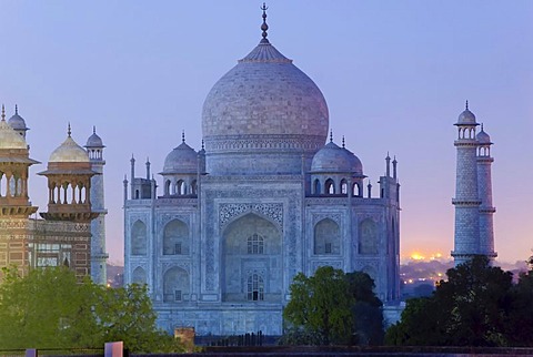 Night, Taj Mahal, Agra, Uttar Pradesh, India, Asia