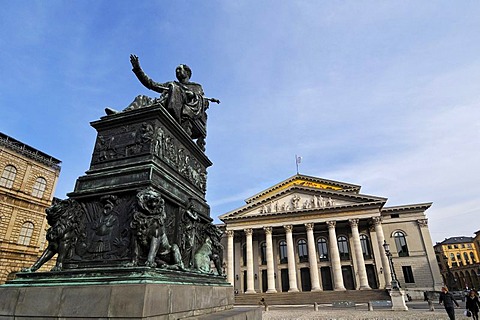 Max-Joseph Denkmal, Max-Joseph-monument in front of the Bavarian State Opera, National Theatre Munich, Munich, Bavaria, Germany, Europe