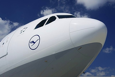 Air, Lufthansa, Airbus A 340 cockpit