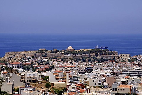 Panoramic view of Rethimno, Rethymno, Venetian Fortezza, fortress in the back, castle, Crete, Greece, Europe