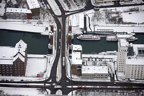 Aerial view, Innenhafen harbor, Schwanentor city gate, Duisburg, Ruhrgebiet region, North Rhine-Westphalia, Germany, Europe