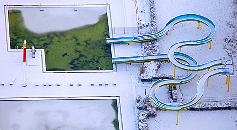 Aerial photo, swimming pool in the snow, Hamm, Ruhr area, North Rhine-Westphalia, Germany, Europe