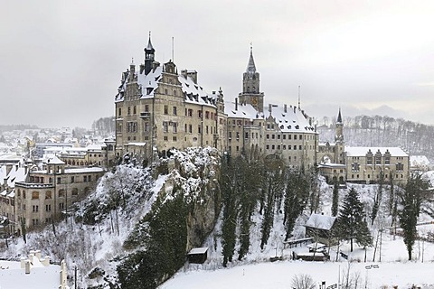 Schloss Sigmaringen castle in winter, Sigmaringen, Baden-Wuerttemberg, Germany, Europe