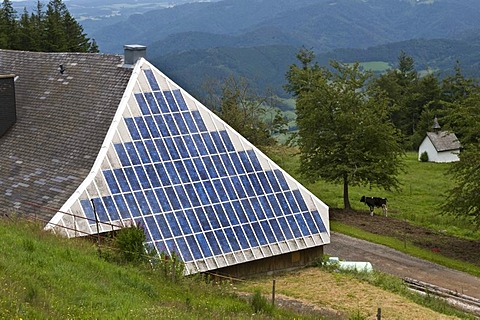 Farm with a solar installation on the roof, Black Forest, Baden-Wuerttemberg, Germany, Europe