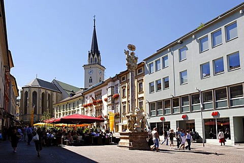 Main square, with church St. Jakob and plague column, Villach, Carinthia, Austria, Europe