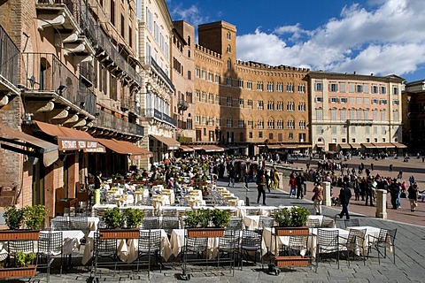 Piazza del Campo, Siena, Unesco World Heritage Site, Tuscany, Italy, Europe