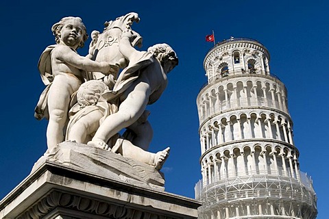 Campanile, Leaning Tower of Pisa, UNESCO World Heritage Site, statue, Pisa, Tuscany, Italy, Europe