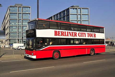 Sightseeing bus in front of the railway station, Berlin, Germany, Europe