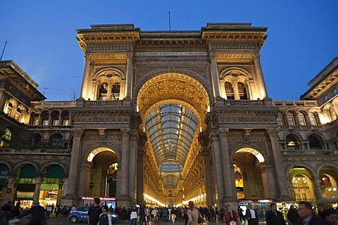 Galleria Vittorio Emanuele II shopping mall, arcade, Milan, Lombardy, Italy, Europe, PublicGround