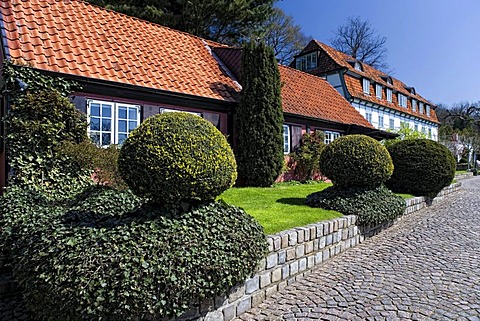 Villas on the Falkensteiner Strand, Blankenese district, Hamburg, Germany, Europe