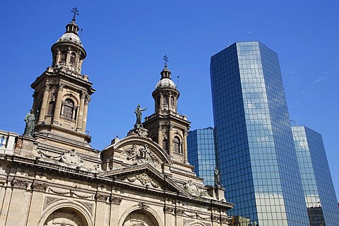 Cathedral, Plaza de Armas, Santiago de Chile, Chile, South America