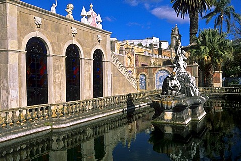 Fountain in the park of Palacio de Estoi, Estoi, Algarve, Portugal, Europe