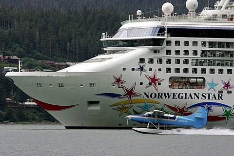 Cruise ship and seaplane in the harbour of Juneau, Alaska, USA