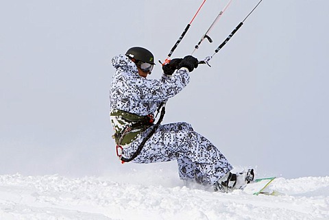 Snow kiting, snow boarder with kite, Obertauern, Hohe Tauern region, Salzburg, Austria, Europe