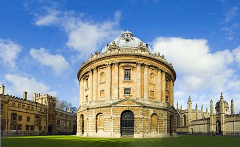 Panorama of Radcliffe Square with Radcliffe Camera, Oxford, Oxfordshire, England, United Kingdom, Europe