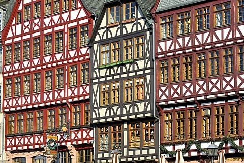 Reconstruction of historic half-timbered buildings, Roemerberg square or Samstagsberg square, Frankfurt am Main, Hesse, Germany, Europe