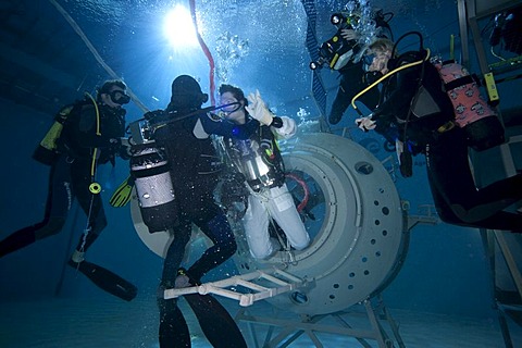 Backup divers and astronauts practicing with a space station module reproduction in a diving basin, European Space Agency, ESA, European Astronaut Center, EAC, Cologne, North Rhine-Westphalia, Germany, Europe