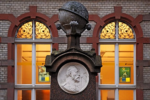 Memorial of Heinrich von Stephan, 1885-1897, founder of the World Postal Union, in front of the main post office, Mecklenburgstrasse, Schwerin, Mecklenburg-Western Pomerania, Germany, Europe