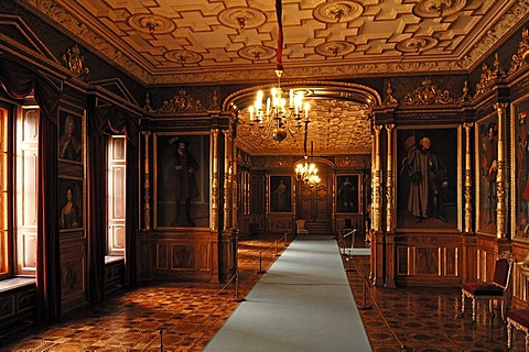 Ancestral gallery of the dukes of Mecklenburg Schwerin, Schweriner Schloss castle, built from 1845 to 1857, romantic historicism, Lennestrasse 1, Schwerin, Mecklenburg-Western Pomerania, Germany, Europe