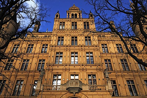 Facade of the rear of the Schweriner Schloss castle, built from 1845 to 1857, romantic historicism, Lennestrasse 1, Schwerin, Mecklenburg-Western Pomerania, Germany, Europe