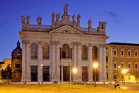 Front facade Basilica of the San Giovanni Basilica in Laterano, Rome, Lazio, Italy, Europe