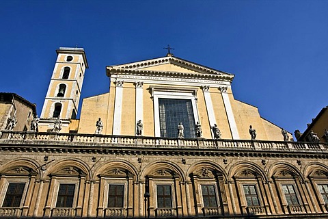 The Church of the Twelve Holy Apostles, baroque, architects Baccio Pontelli, Carlo Rainaldi, Carlo Fontana, 1714, Rome, Italy, Europe