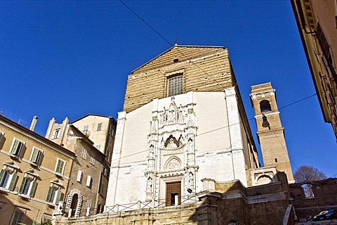 Gothic church of San Francesco alle Scale, 1323, facade by Giorgio Orsini da Sebenico, Pizzecolli street, Ancona, Marche, Italy, Europe