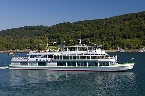 Passenger ship on the Biggesee reservoir near Olpe, Naturpark Ebbegebirge nature preserve, Sauerland region, North Rhine-Westphalia, Germany, Europe