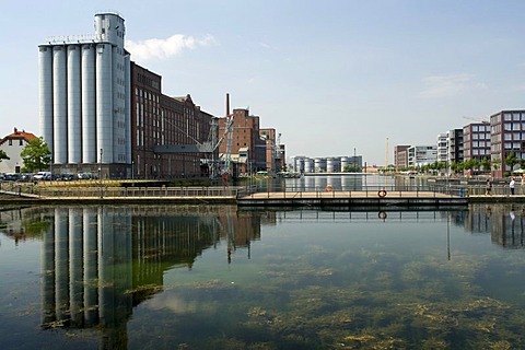 Panorama with Museum Kueppersmuehle, Innenhafen Duisburg harbor, Route der Industriekultur Route of Industrial Heritage, Essen, Ruhrgebiet region, North Rhine-Westphalia, Germany, Europe