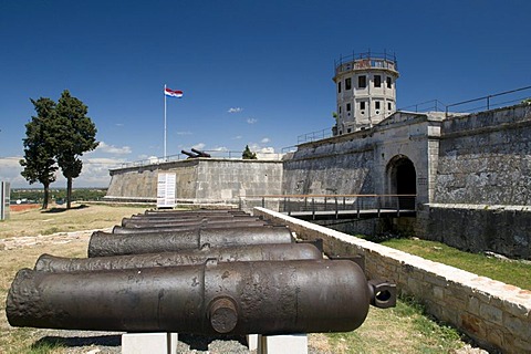 Cannons in front of the fortress, Pula, Istria, Croatia, Europe