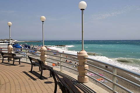 Beach promenade, Bordighera, Riviera, Liguria, Italy, Europe